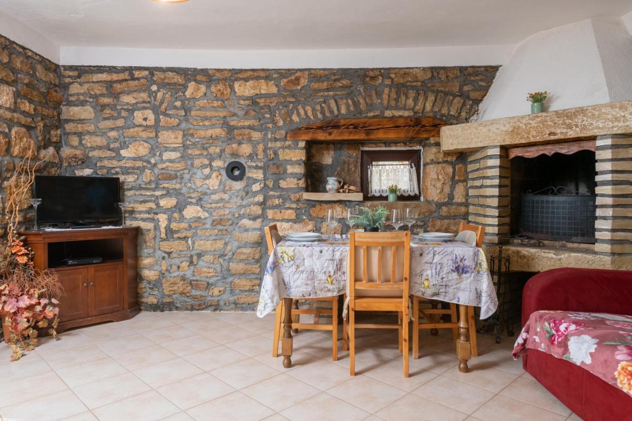 Apartment Larca Kanfanar Dış mekan fotoğraf